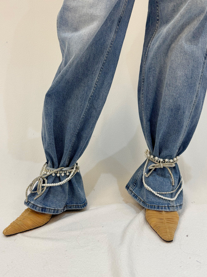 Lizette Charms Jeans