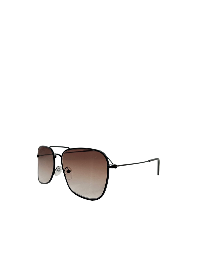 Aviator sunnies