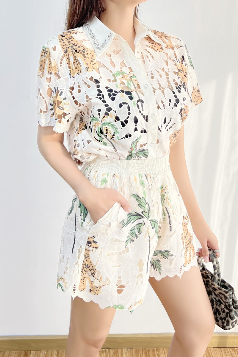 Fabula embroidered Set